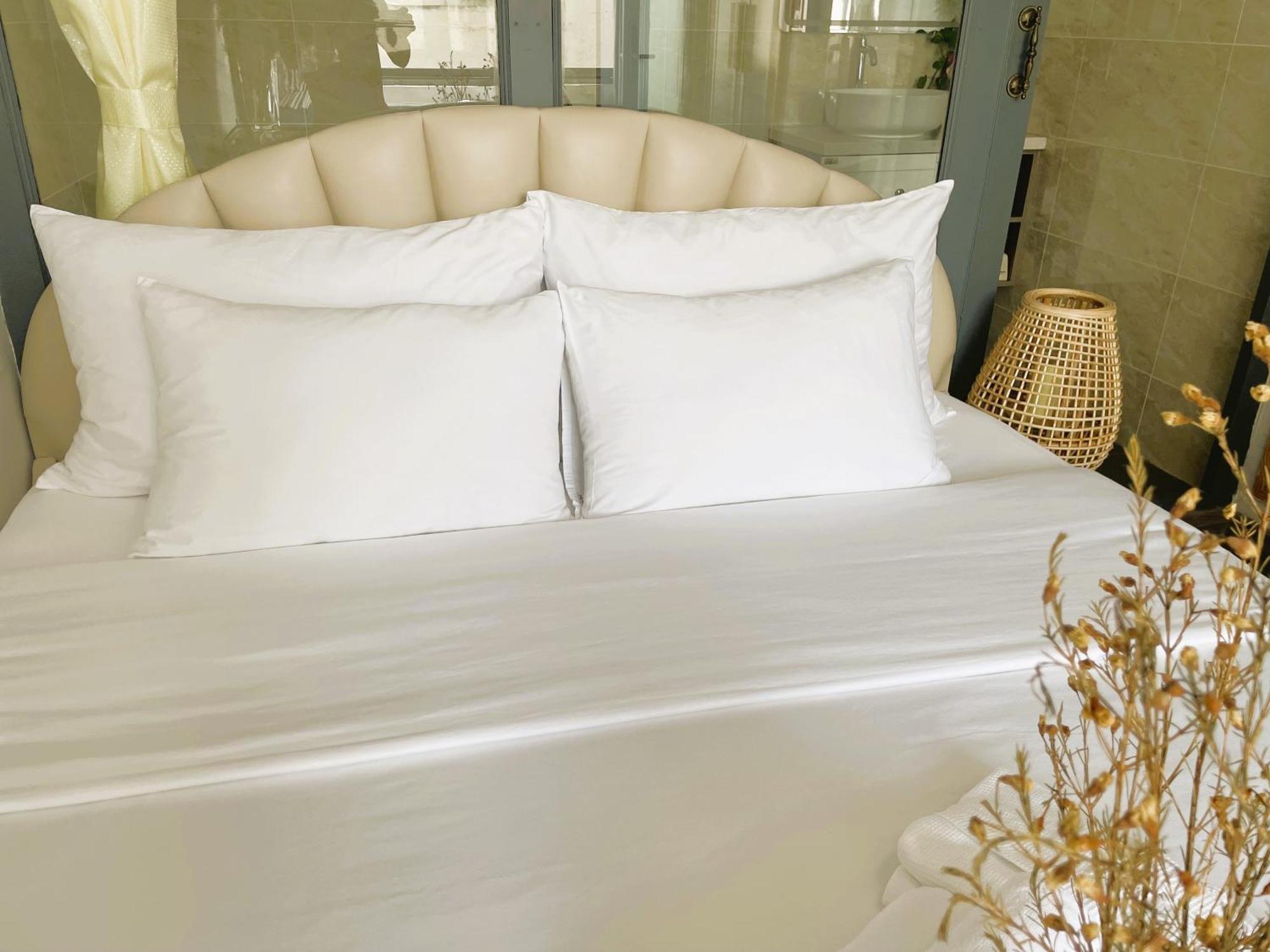 6Even Hotel - Have A Staycation In The Cafe Apartments Building ホーチミン市 エクステリア 写真